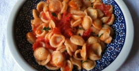 Orecchiette alla pizzaiola